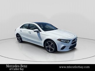 Used 2022 Mercedes-Benz A 220 image 1