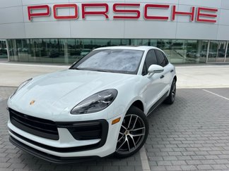Used 2022 Porsche Macan w/ Premium Package Plus image 1