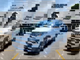 New 2025 Jeep Compass Limited image 1