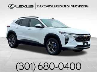 Used 2025 Chevrolet Trax LT w/ LT Convenience Package image 1