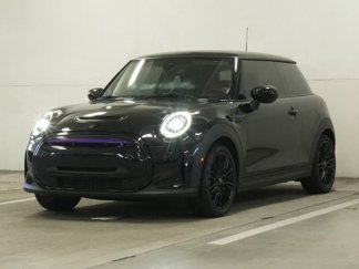 Used 2024 MINI Cooper SE image 1