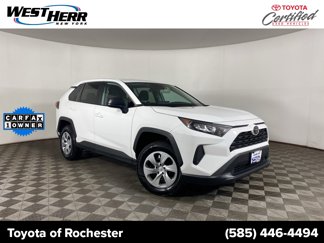 Used 2022 Toyota RAV4 LE image 1