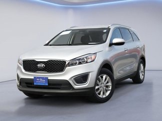 Used 2016 Kia Sorento LX image 1