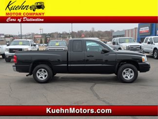 Used 2006 Dodge Dakota SLT image 1