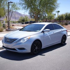 Used 2013 Hyundai Sonata GLS image 1