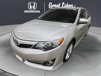 Used 2013 Toyota Camry SE image 1