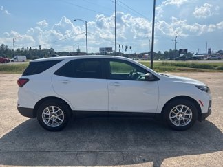 Used 2022 Chevrolet Equinox LS w/ LS Convenience Package image 1