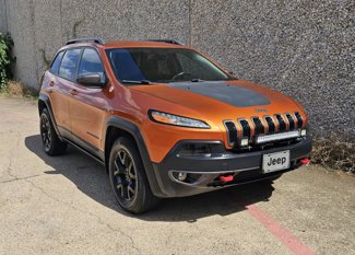 Used 2015 Jeep Cherokee Trailhawk image 1