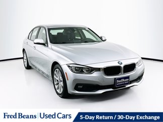 Used 2018 BMW 320i xDrive Sedan image 1