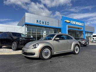 Used 2013 Volkswagen Beetle 2.5 video 1