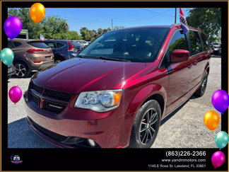 Used 2017 Dodge Grand Caravan GT image 1