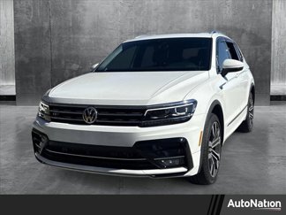 Used 2018 Volkswagen Tiguan SEL Premium w/ R-Line Package image 1