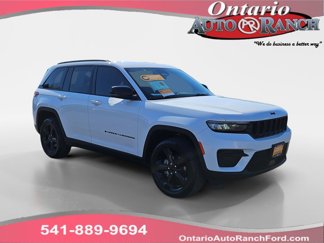 Used 2023 Jeep Grand Cherokee Altitude image 1