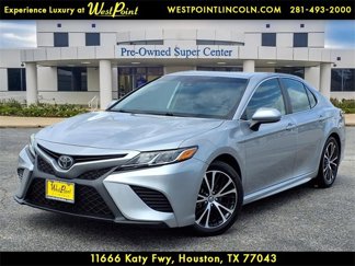 Used 2019 Toyota Camry SE image 1