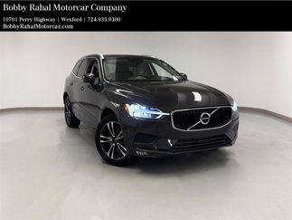 Used 2021 Volvo XC60 T5 Momentum w/ Protection Package image 1