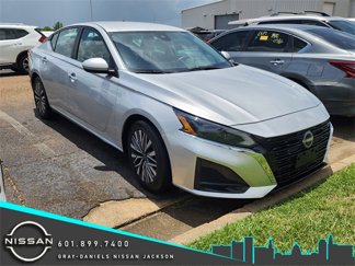 Used 2023 Nissan Altima 2.5 SV image 1