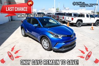 Used 2019 Toyota C-HR LE image 1