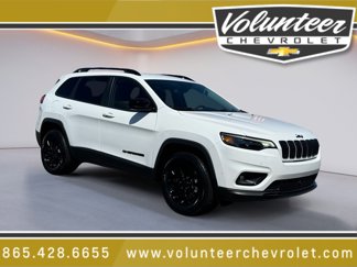 Used 2023 Jeep Cherokee Altitude Lux image 1
