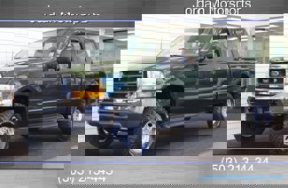 Used 2000 Ford F250 Lariat image 1