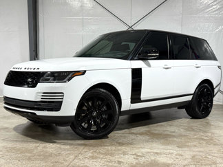 Used 2018 Land Rover Range Rover HSE image 1