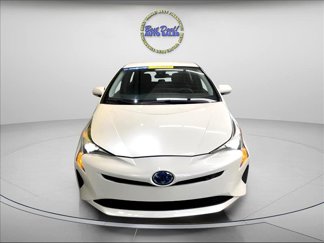 Used 2017 Toyota Prius Two image 1