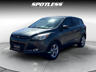 Used 2016 Ford Escape SE image 1