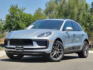 Used 2024 Porsche Macan image 1