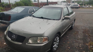 Used 2004 Nissan Sentra S image 1