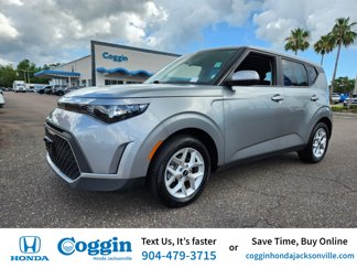 Used 2023 Kia Soul LX w/ LX Technology Package image 1