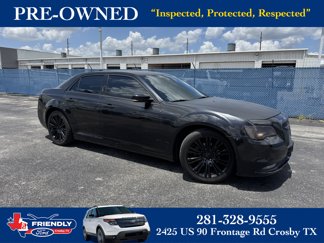 Used 2015 Chrysler 300 Limited w/ Driver Convenience Group image 1