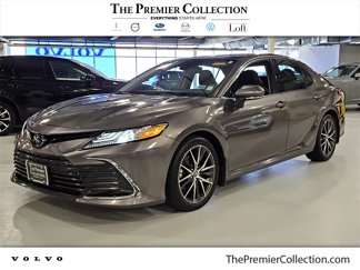 Used 2021 Toyota Camry XLE image 1