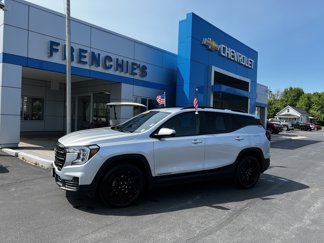 Used 2022 GMC Terrain SLE w/ Driver Convenience Package image 1