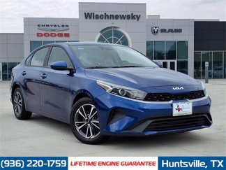 Used 2022 Kia Forte LXS image 1