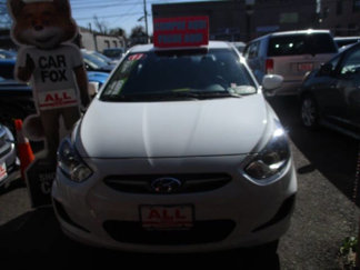 Used 2013 Hyundai Accent GS image 1