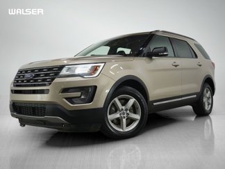 Used 2017 Ford Explorer XLT w/ Equipment Group 202A image 1