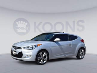 Used 2017 Hyundai Veloster Value Edition image 1