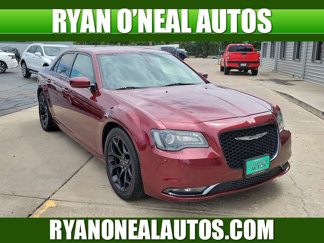 Used 2019 Chrysler 300 S image 1