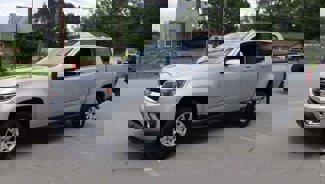 Used 2017 Chevrolet Colorado LT w/ LT Convenience Package image 1
