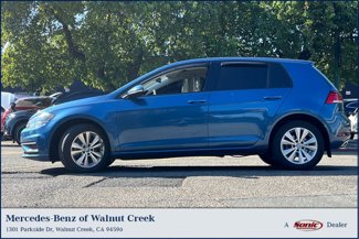 Used 2021 Volkswagen Golf 4-Door image 1
