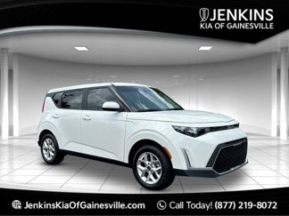 New 2025 Kia Soul LX image 1