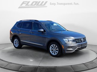 Used 2018 Volkswagen Tiguan SE w/ Panoramic Sunroof Package image 1