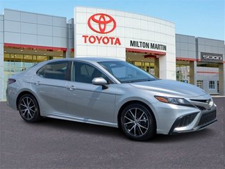 Certified 2023 Toyota Camry SE image 1