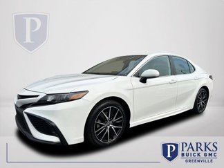 Used 2021 Toyota Camry SE image 1