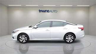 Used 2022 Nissan Altima 2.5 S image 1