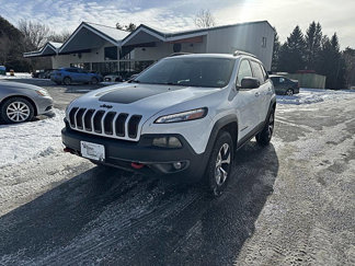Used 2015 Jeep Cherokee Trailhawk w/ Cold Weather Group image 1