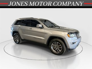 Used 2020 Jeep Grand Cherokee Limited w/ Luxury Group II image 1