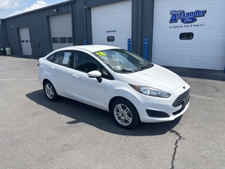 Used 2018 Ford Fiesta SE image 1