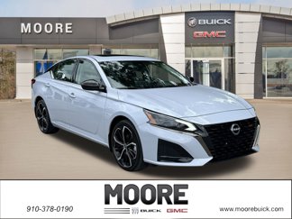 Used 2024 Nissan Altima 2.5 SR w/ SR Premium Package image 1