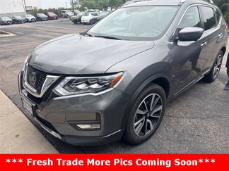 Used 2017 Nissan Rogue SL image 1