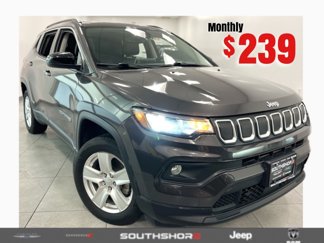 Used 2022 Jeep Compass Latitude w/ Sun and Sound Group image 1